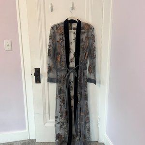Aratta lace Kimono/ Cardigan Size M